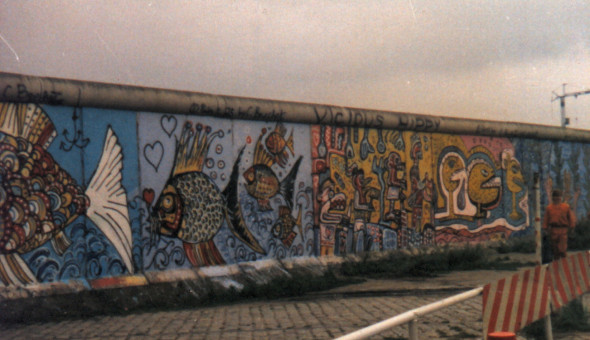 Berliner_Mauer_August_1985