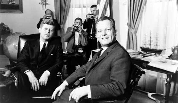 John_F._Kennedy_meeting_with_Willy_Brandt,_March_13,_1961